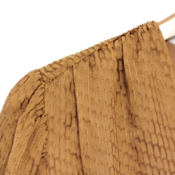 Lewit Silk V Neck Short Sleeve Tan Gold Peplum Blouse Size S - Picture 5 of 13